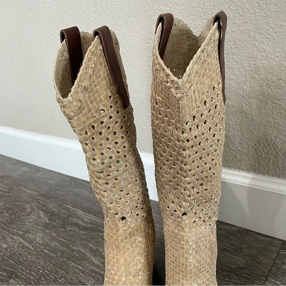 Gianni Barbato Beige Leather Braided Western Boots - Picture 6 of 12